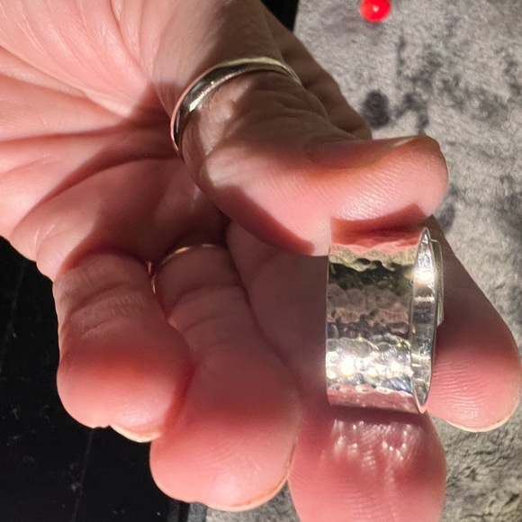 Sterling Silver with Cultured Pearl Ring - Size 6 - beautifully set/NCO - Picture 3 of 4